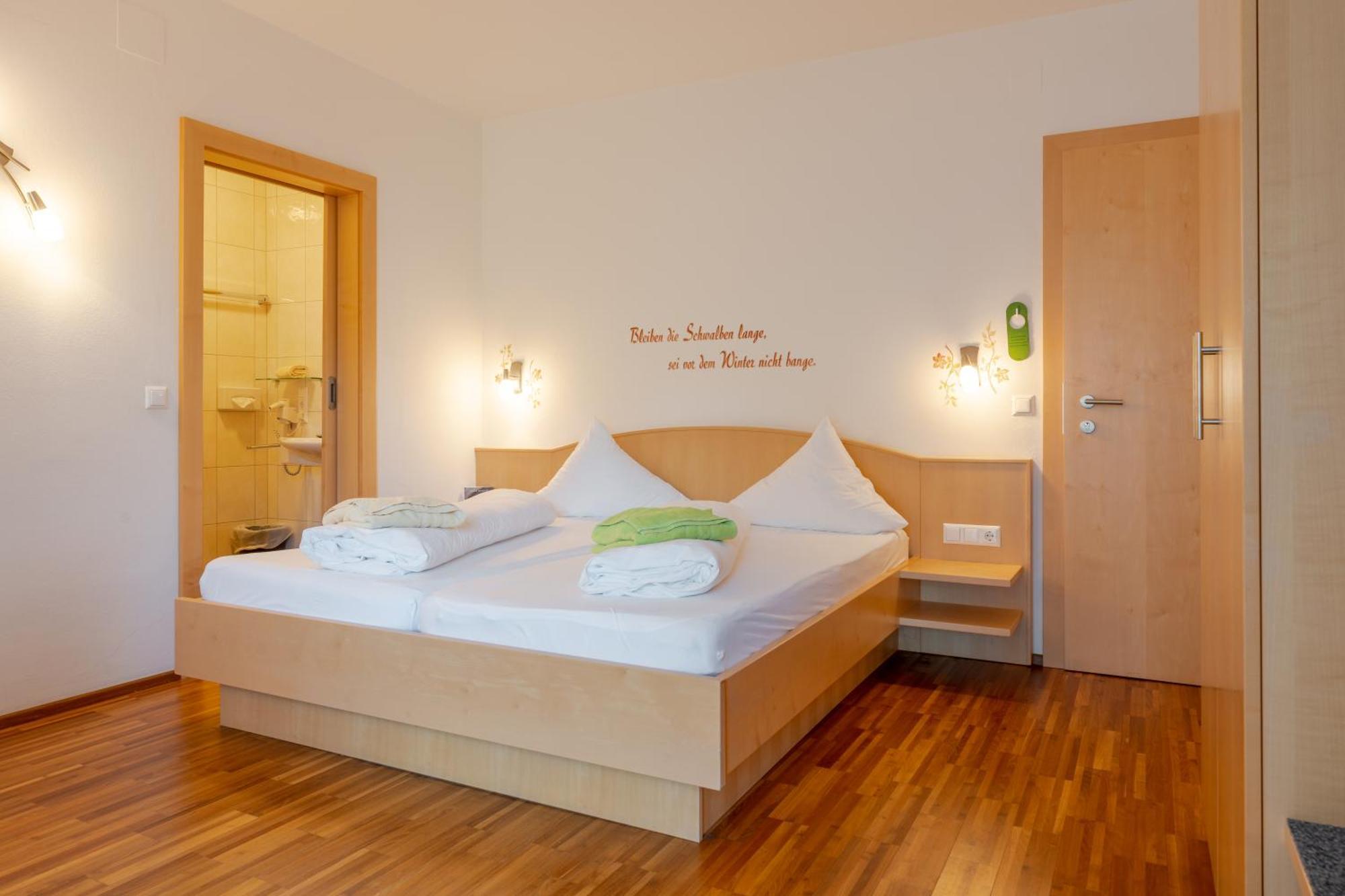 Stampferhof Hotel Weissensee Exterior photo